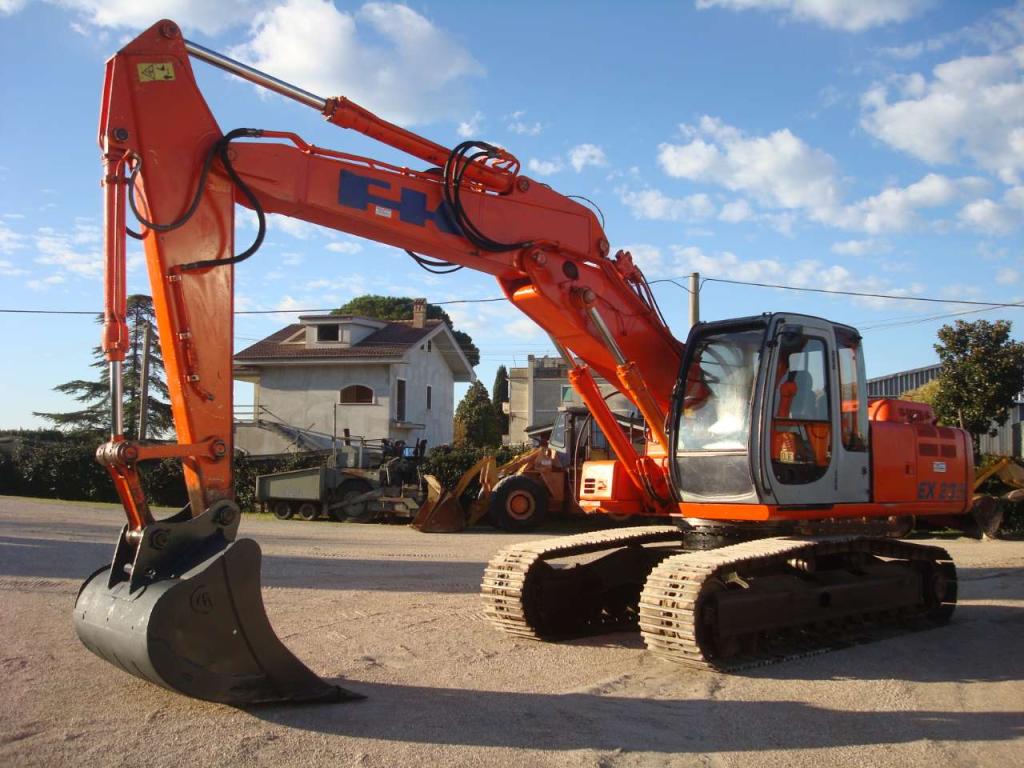 ESCAVATORE CINGOLATO FIAT KOBELCO EX235